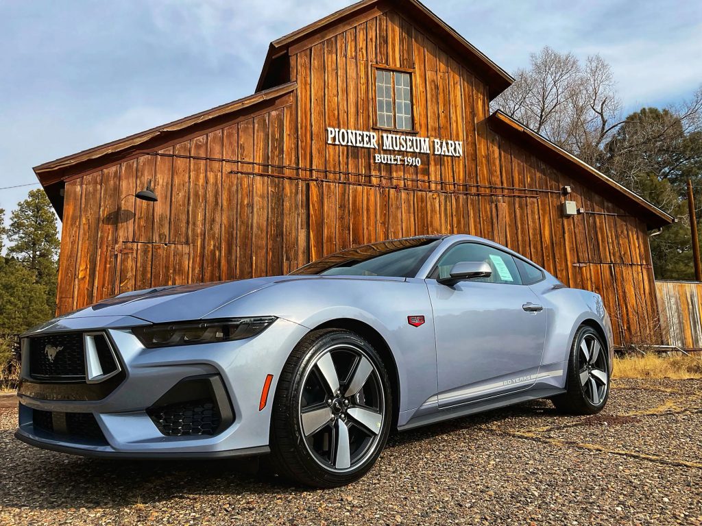 2025 mustang exterior passenger front quarter